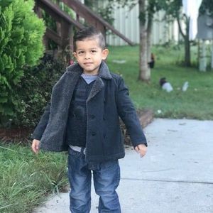 Meet your Posher, Luis